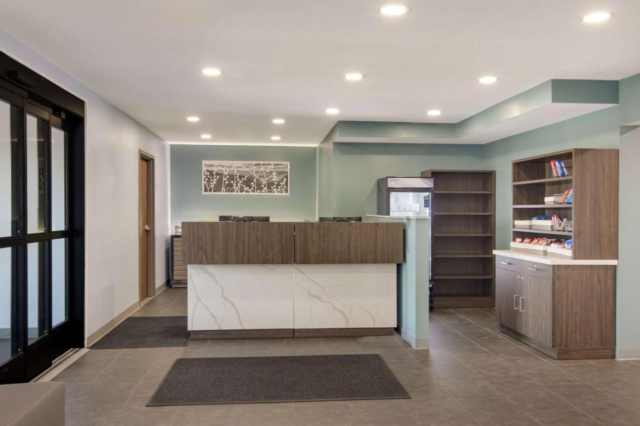 Sleep Inn & Suites Clarion, Pa Near I-80 Εξωτερικό φωτογραφία